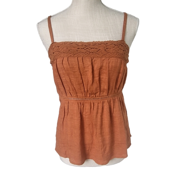 Eyeshadow Crochet Trim Cami Top Size Medium - Picture 4 of 6